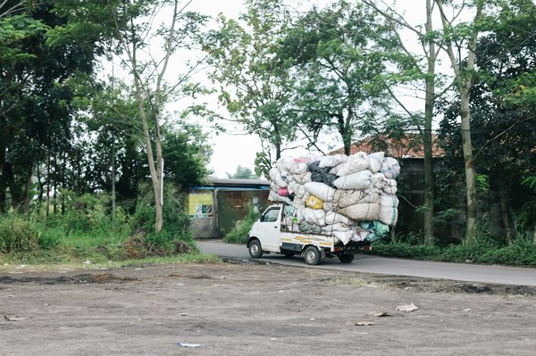 Ultimate Guide to Eco-Friendly Recycling of Old Car Parts in the UK: Best Practices You Need to Know!